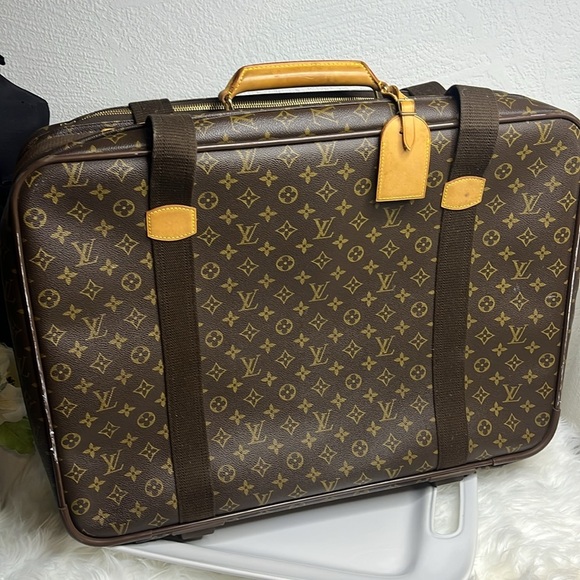 LOUIS VUITTON SATELLITE 60 SUITCASE - Picture 2 of 11